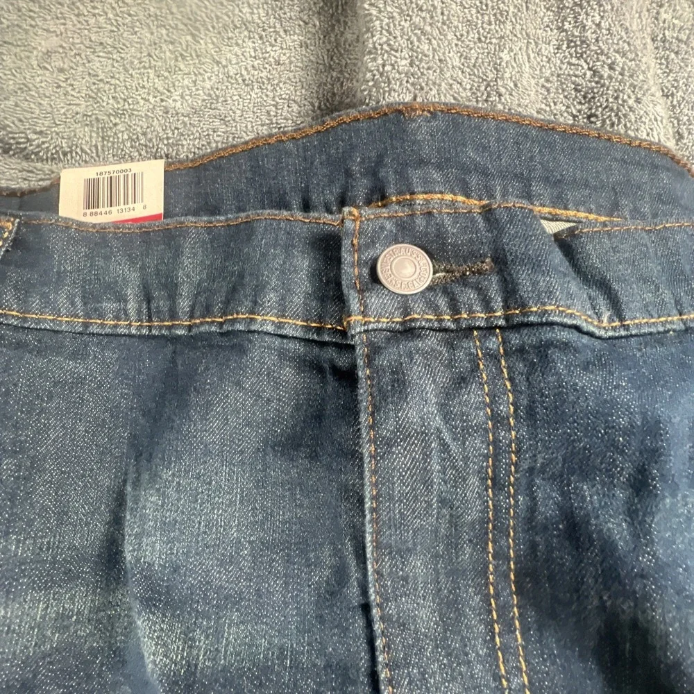 Levis 48x29 are tall